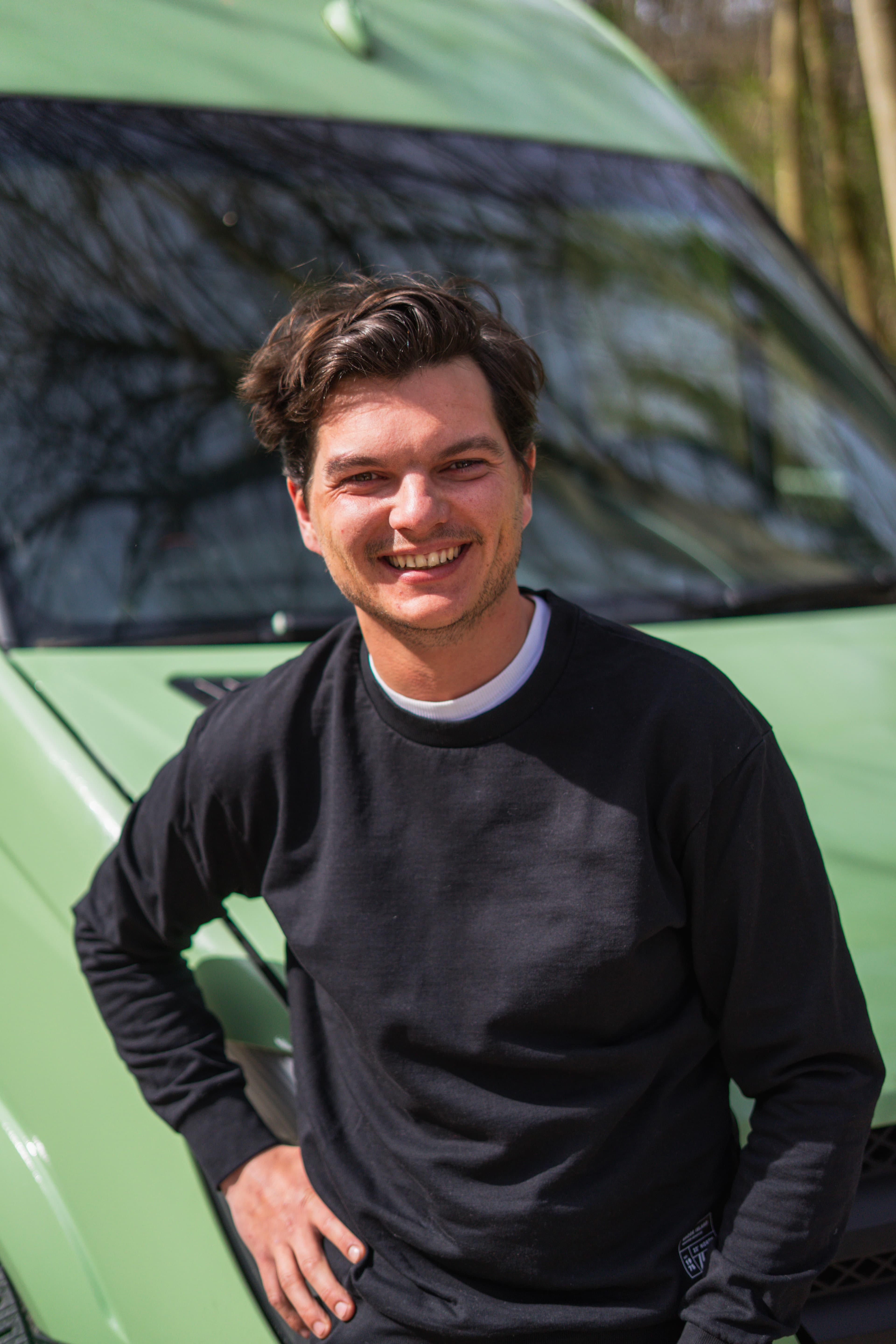 Robin bij een Campfire Van